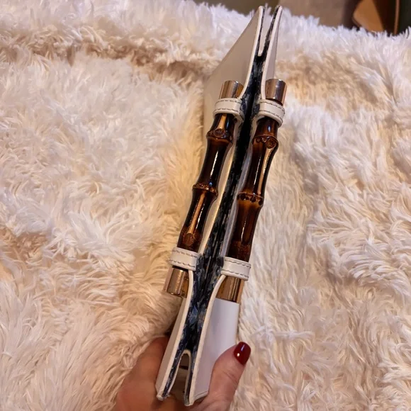 Spartina 449 Vegan Leather Bag - White with Bamboo Handle - Picture 10 of 12